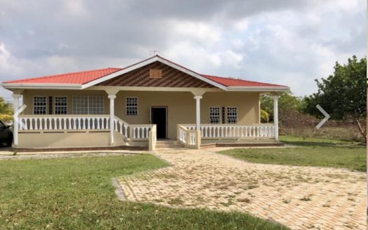 HOUSE FOR SALE IN BURRELL BOOM Belize