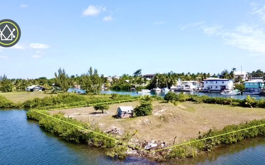 PI0015 - 0.75 acre private island in the middle of town Island