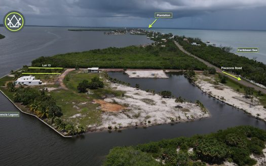 PL0088- Mountain view with concrete seawall / dock , Maya beach Lot 13